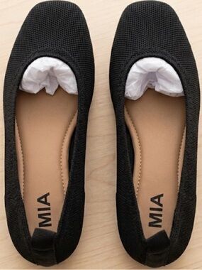 MIA Black Knit Slip-On Ballet Flats
